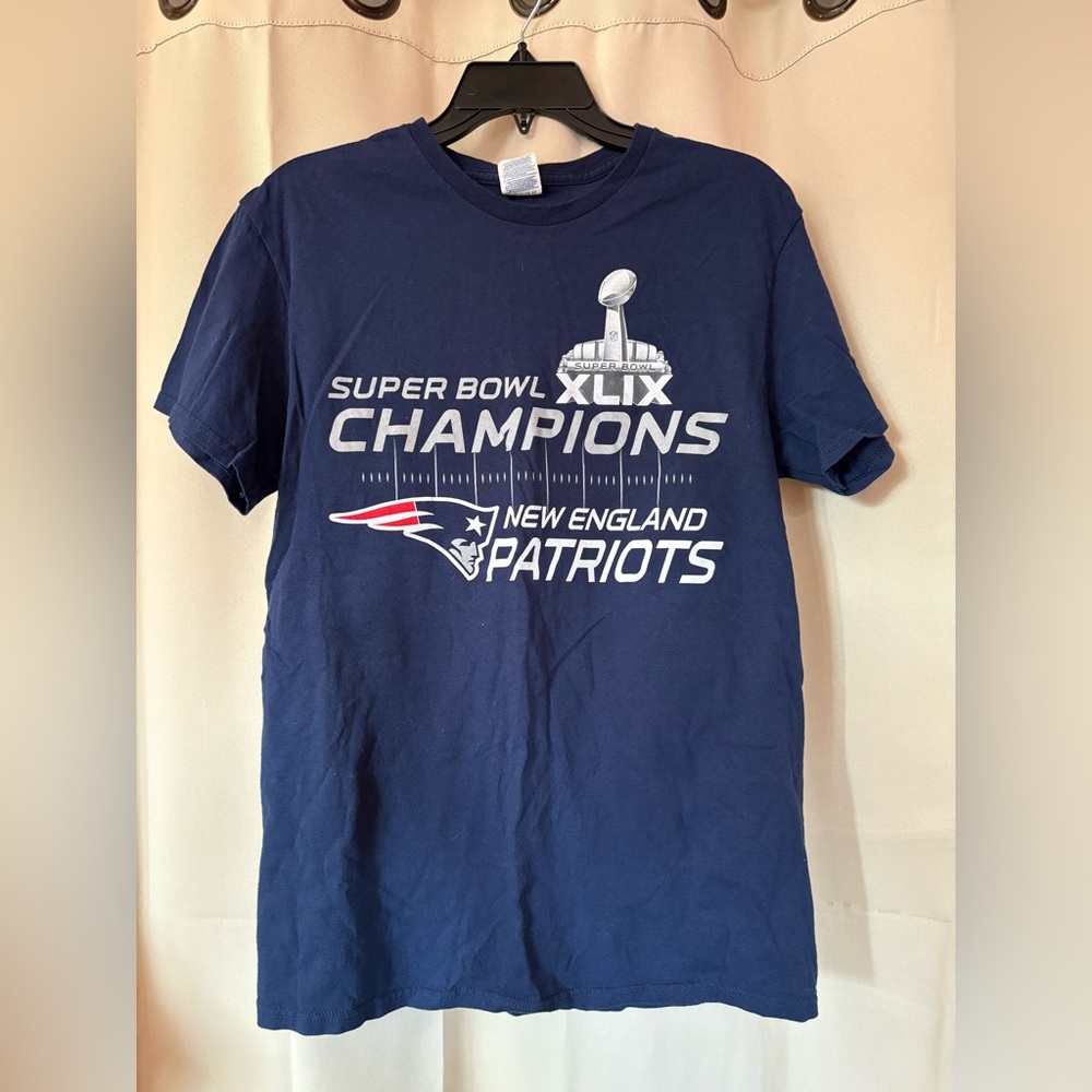 Gently Worn Men’s New England Patriots Super Bowl XLIX T-shirt
